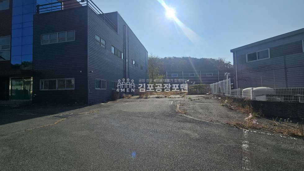 경기 김포시 월곶면 가동 2차선 대로변 가성비 좋은 츄레라 들어가는 전기 160kW 공장임대 월세 매물번호 10010 사진 2