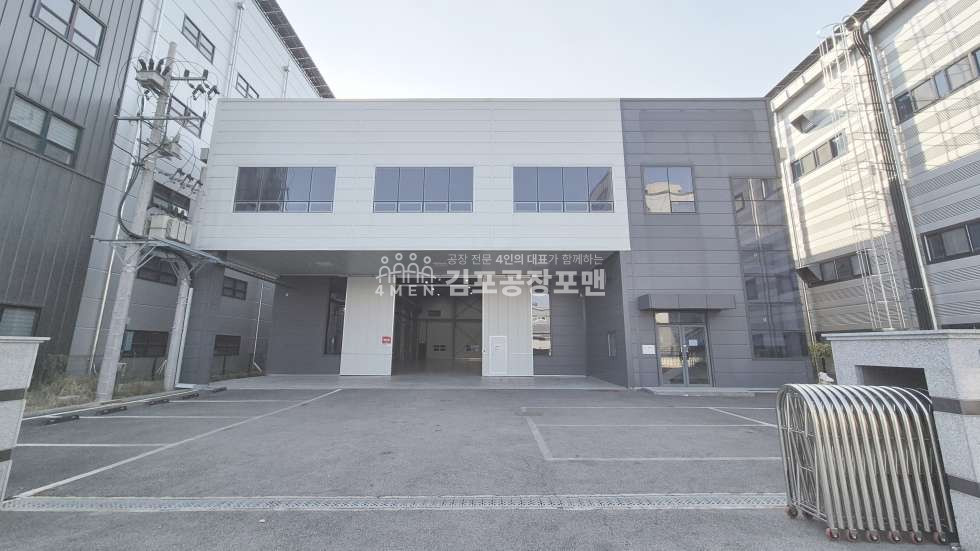 경기 김포시 양촌읍 학운산업단지 신축급 화학 및 플라스틱사출 대형공장 호이스트 설치해 월세 매물번호 10054 사진 3