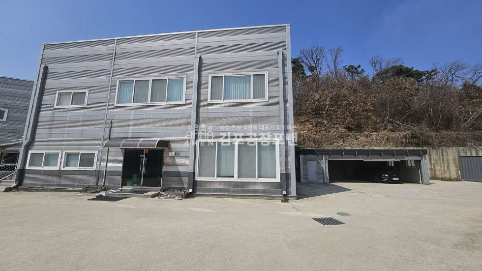 경기 김포시 월곶면 가,나,다,라동 민원 소지 없는 대형 공장창고매매 사무실 기숙사 완비 츄레라 출입 호이스트 유 매매 매물번호 10246 사진 7