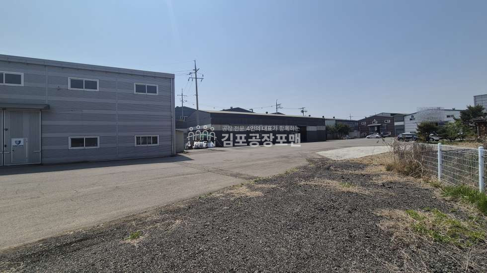 경기 김포시 하성면 1,2,3,4,5,6동 하성IC 인근 40피트 트레일러 원활 대형 공장 사무동 有 매매 매물번호 10329 사진 6