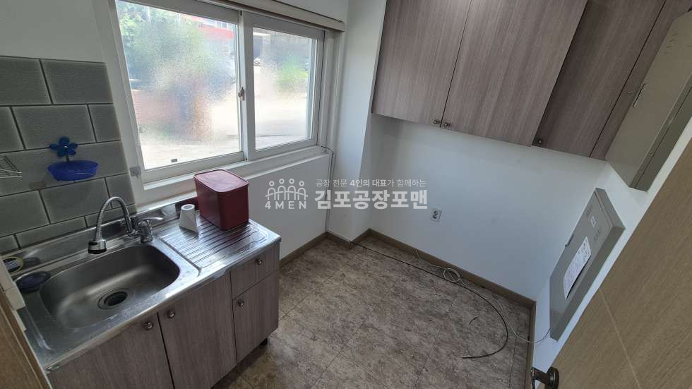 경기 김포시 대곶면 2,3동 2차선 도로변 호이스트 사무실 갖춘 훌륭한 공장임대 월세 매물번호 10359 사진 14
