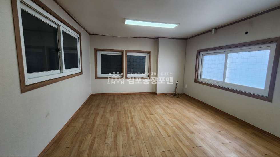 경기 김포시 대곶면 가동 가성비 좋은 공장 가설면적 넓음 창고업 및 제조업 사용 용이함. 월세 매물번호 10052 사진 12